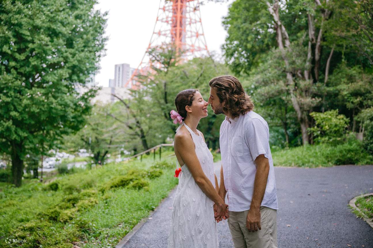 Servizio fotografico informale a Tokyo con fotografo professionista