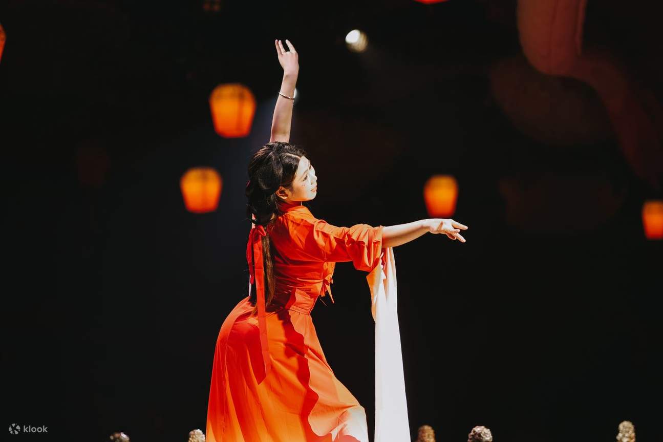 滁州御礼宴・琅琊楽宴（古風な背景の没入型食事＋古風な歌と踊りのパフォーマンス＋美食復刻君王宴＋君王が音楽を楽しむ瞬間を再現＋オプションで古代衣装の着付け体験）