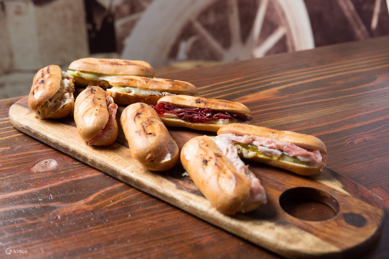 Downtown Las Vegas Food Tour - Klook Canada