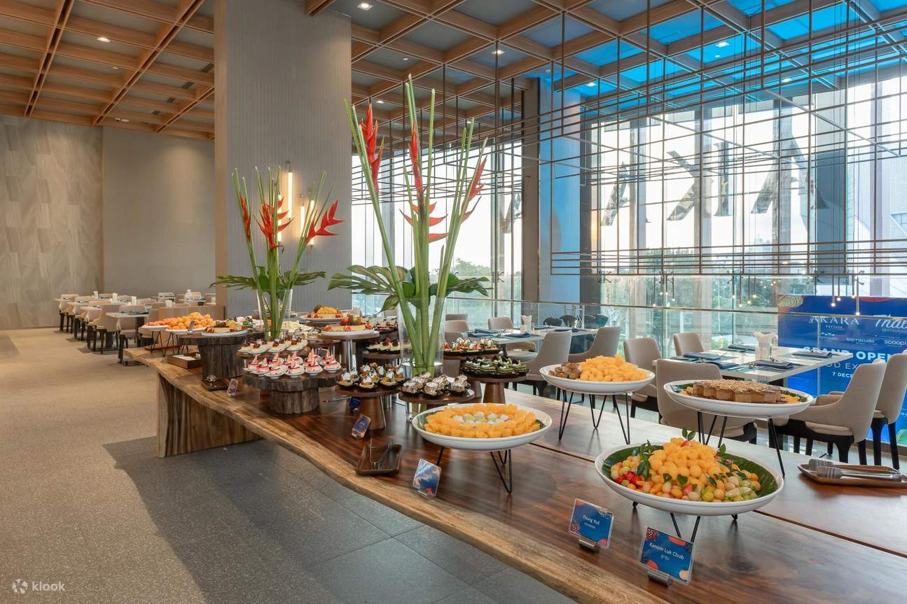 Seafood Buffet at Thale, Akara Hotel Pattaya