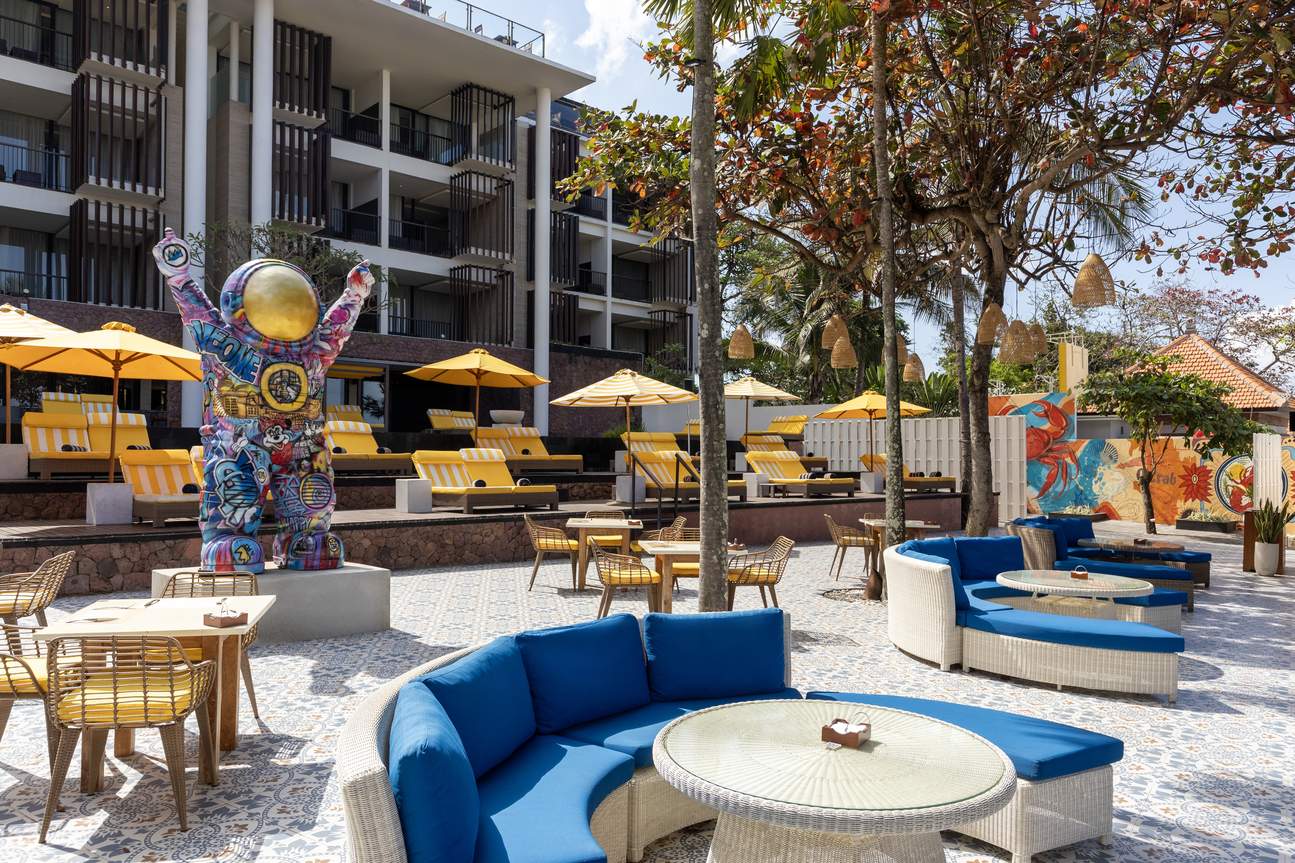 グランド スミニャックのムーンライト キッチン アンド バー