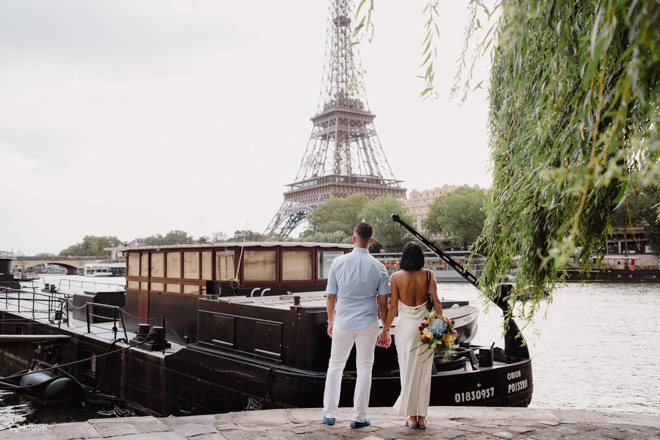 Парижский фотограф - Профессиональные фотосессии у Эйфелевой башни