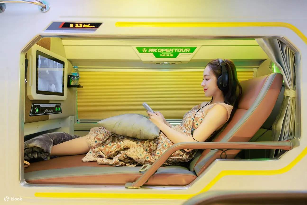 HK Buslines河內 - 順化卧鋪巴士