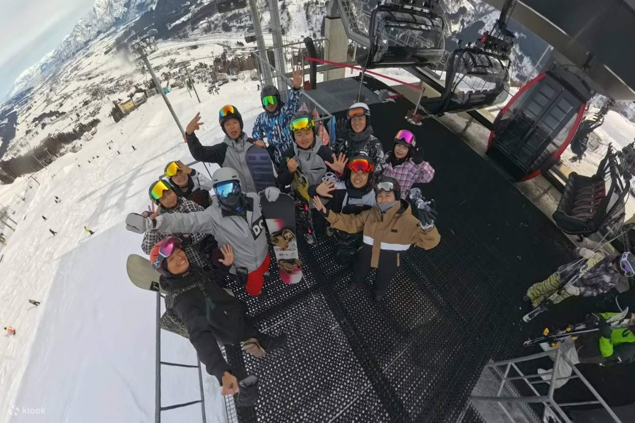 Yuzawa: Iwappara Chinese Small Group Snowboard & Ski Lessons - Klook