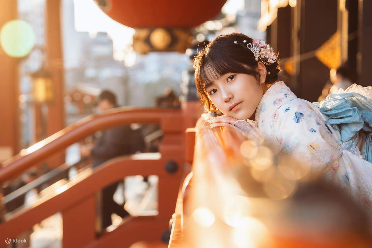 Asakusa Kimono-Verleih mit Selbstfotostudio und Foto-Option von KIM