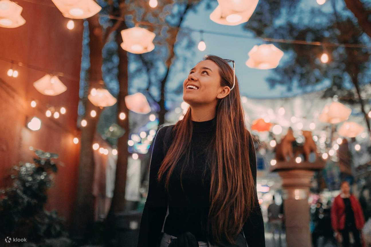 旅仲間と笑いや物語を分かち合い、一生の思い出を作りましょう。