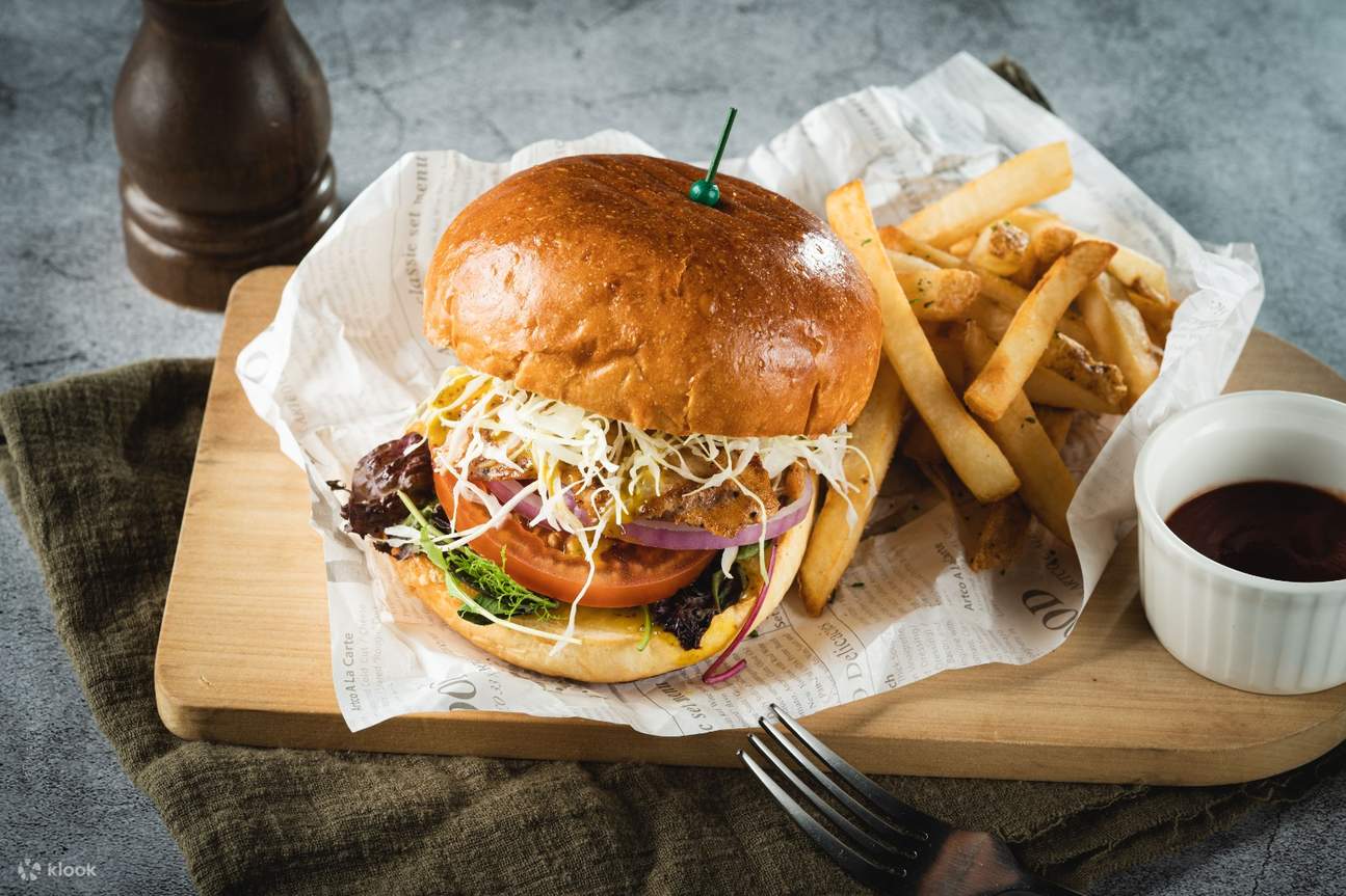 ARTCO ร้านอาหารคลาสสิก Pier-2 ในเมืองเกาสง