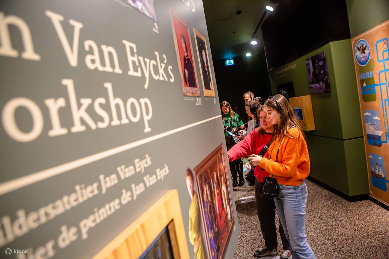 Descubra la rica historia y las historias de Brujas en Historium