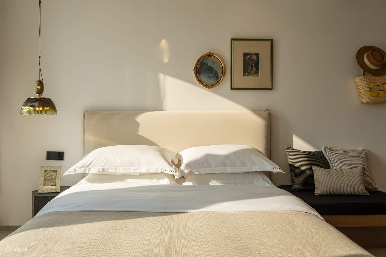 クラウズ・ケーブプール ダブルルーム