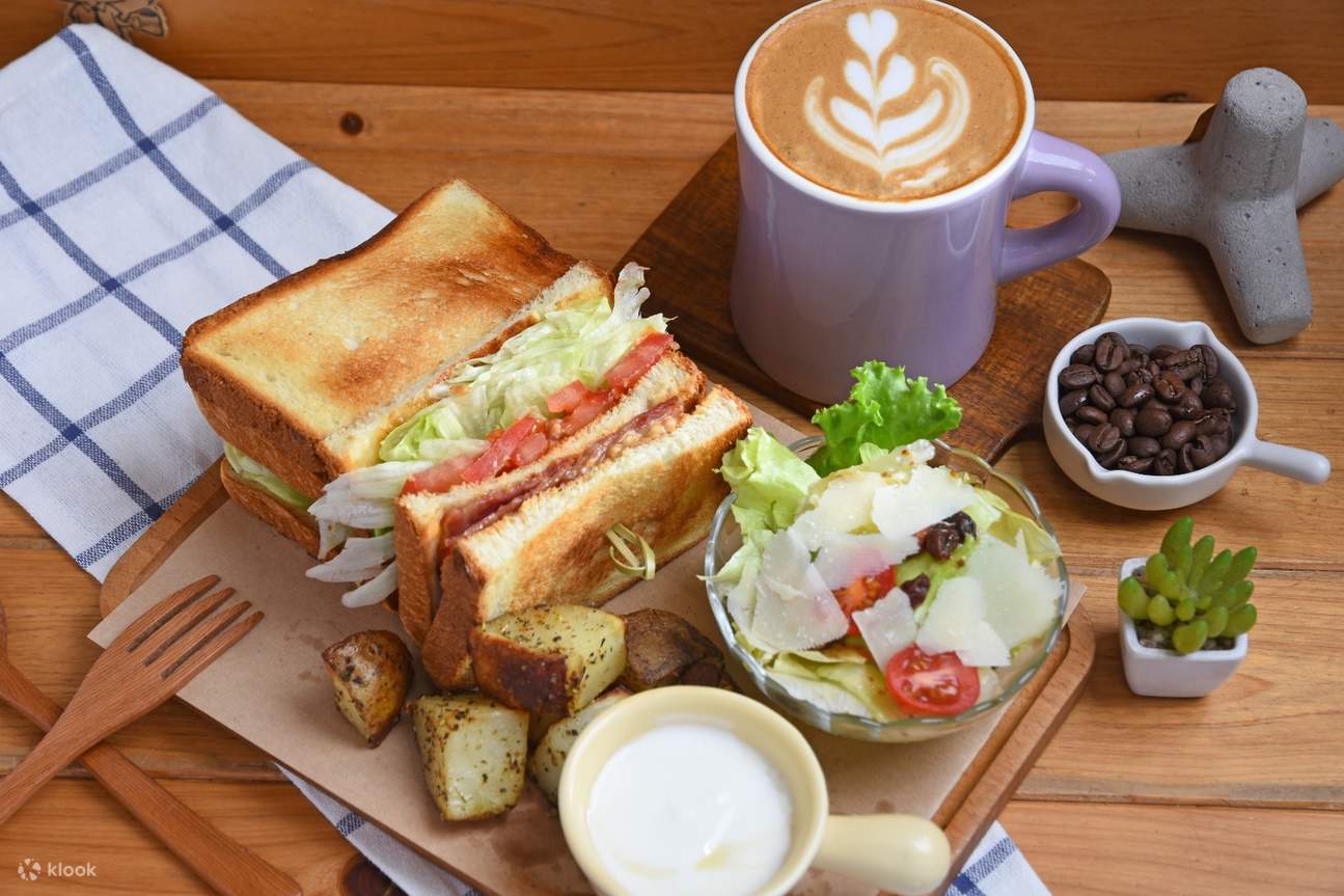 Zai Lai Coffee - ชุดเบคอนคลาสสิกจากเชฟห้าดาว