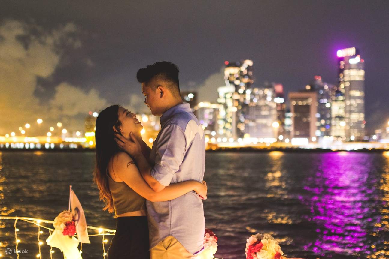 Private Sunset Dinner Yacht Cruise