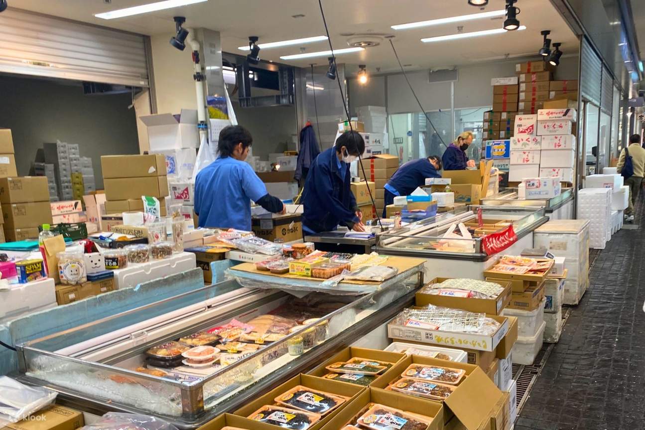 도쿄 토요스 시장에서 셰프와 함께하는 신선한 스시 세트 체험 - 클룩 Klook 한국