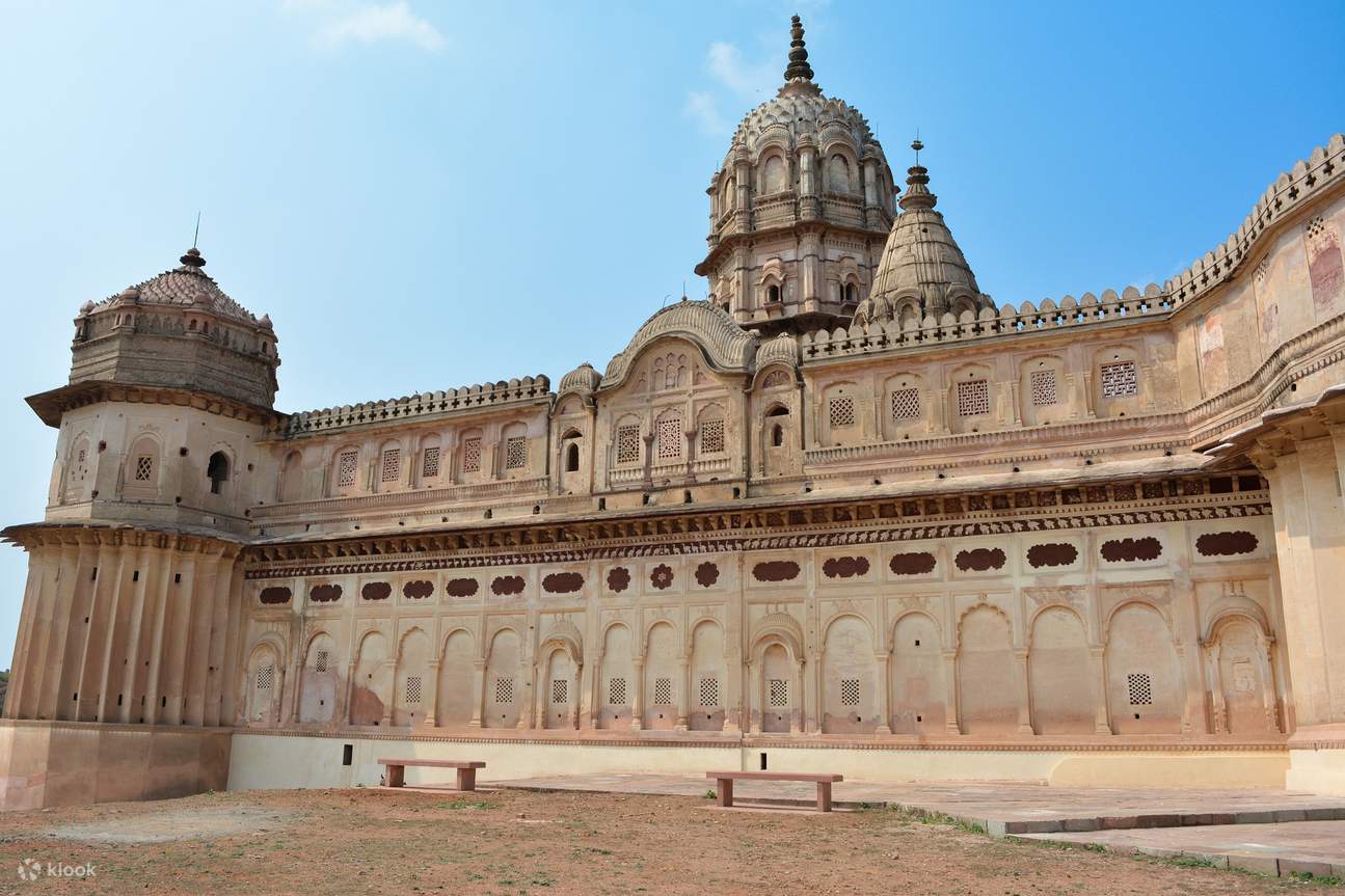 Ein Tagesausflug von Khajuraho nach Orchha mit Führung