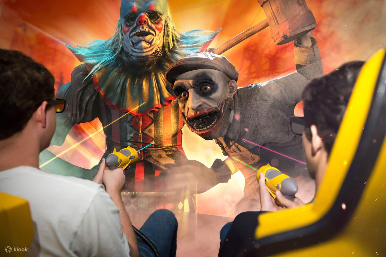 Orang-orang bermain video game