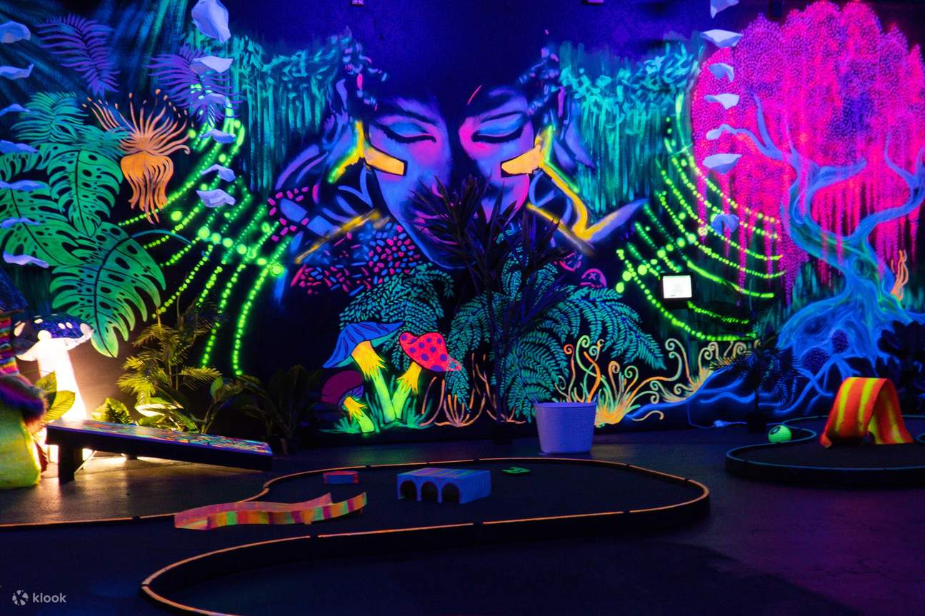 Expérience de golf néon