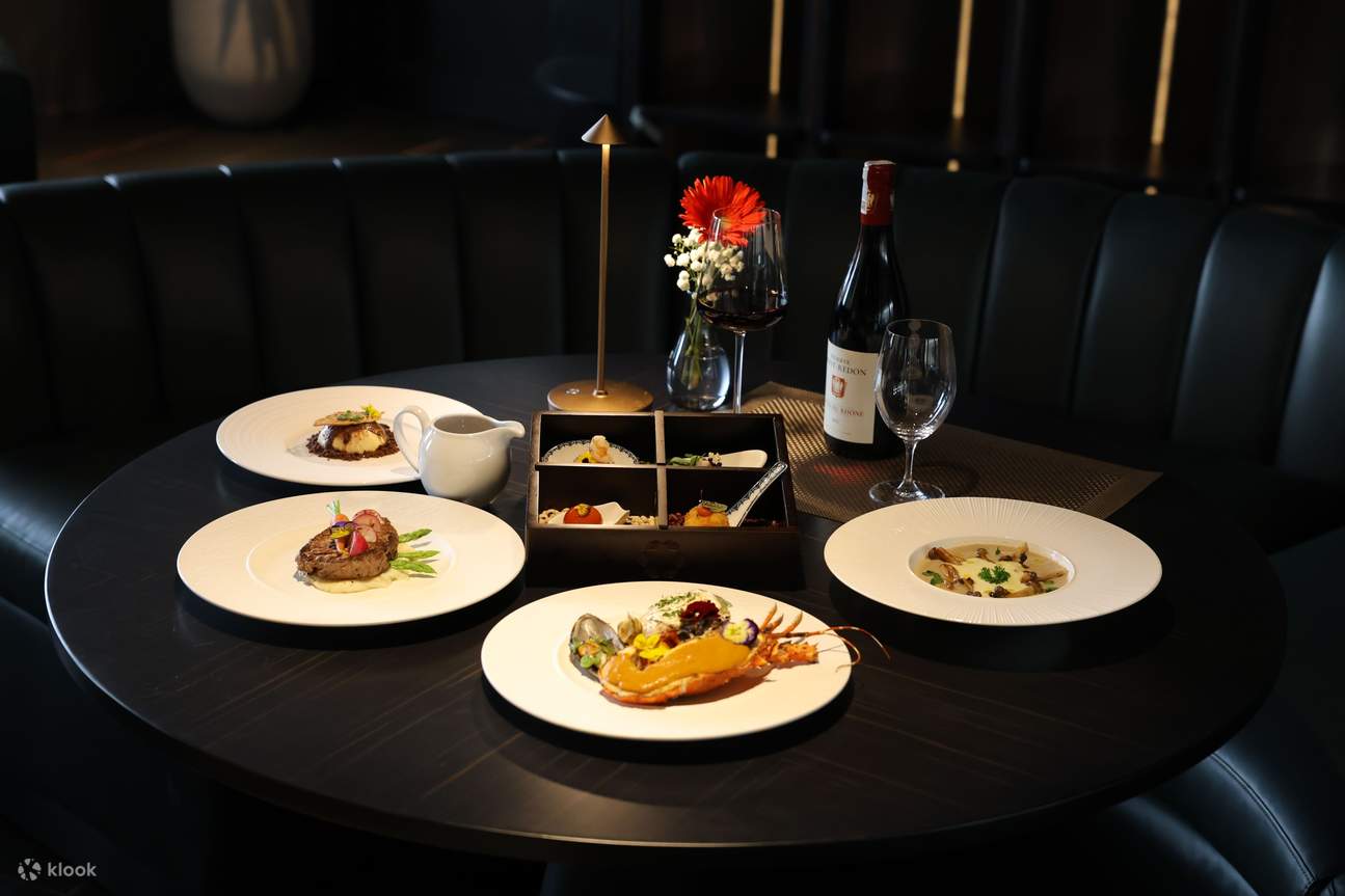 Experiencia de cena de lujo en el crucero Elite del río Saigón