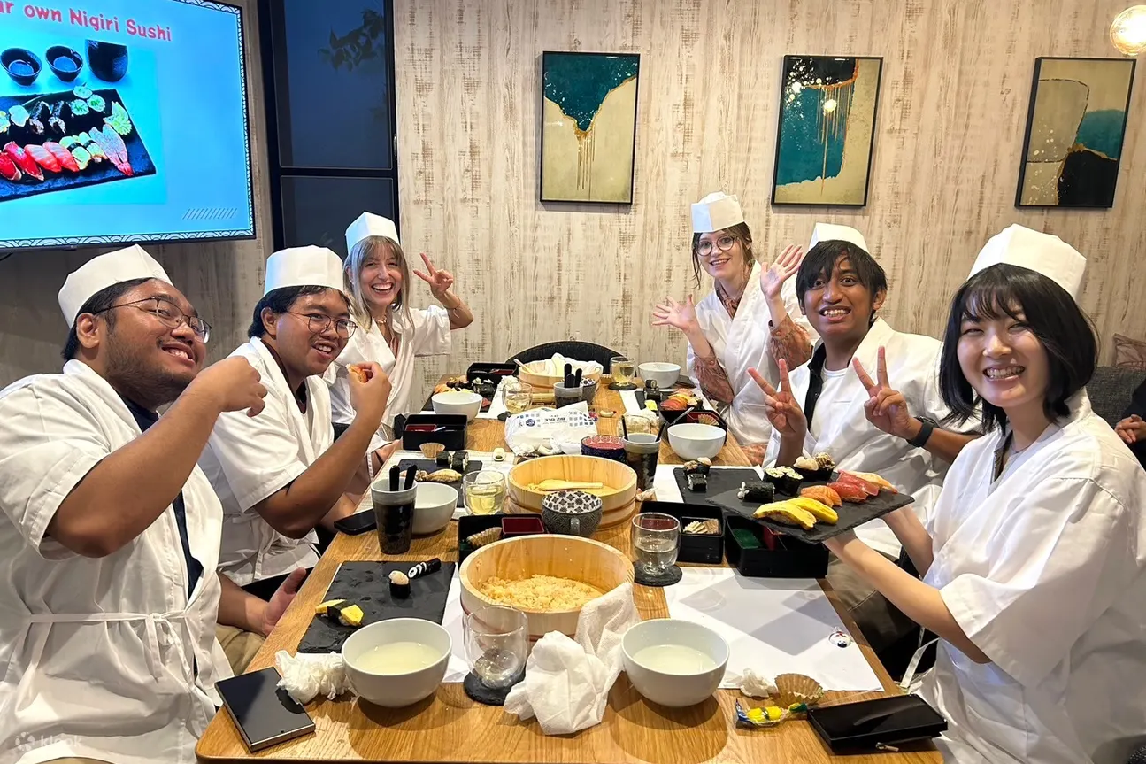 与前米其林寿司厨师一起制作正宗寿司