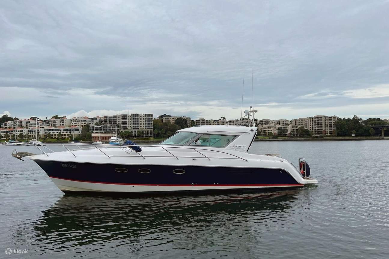 2 Hour Private Sydney Harbor Sunset Cruise Experience by Sydney Luxury