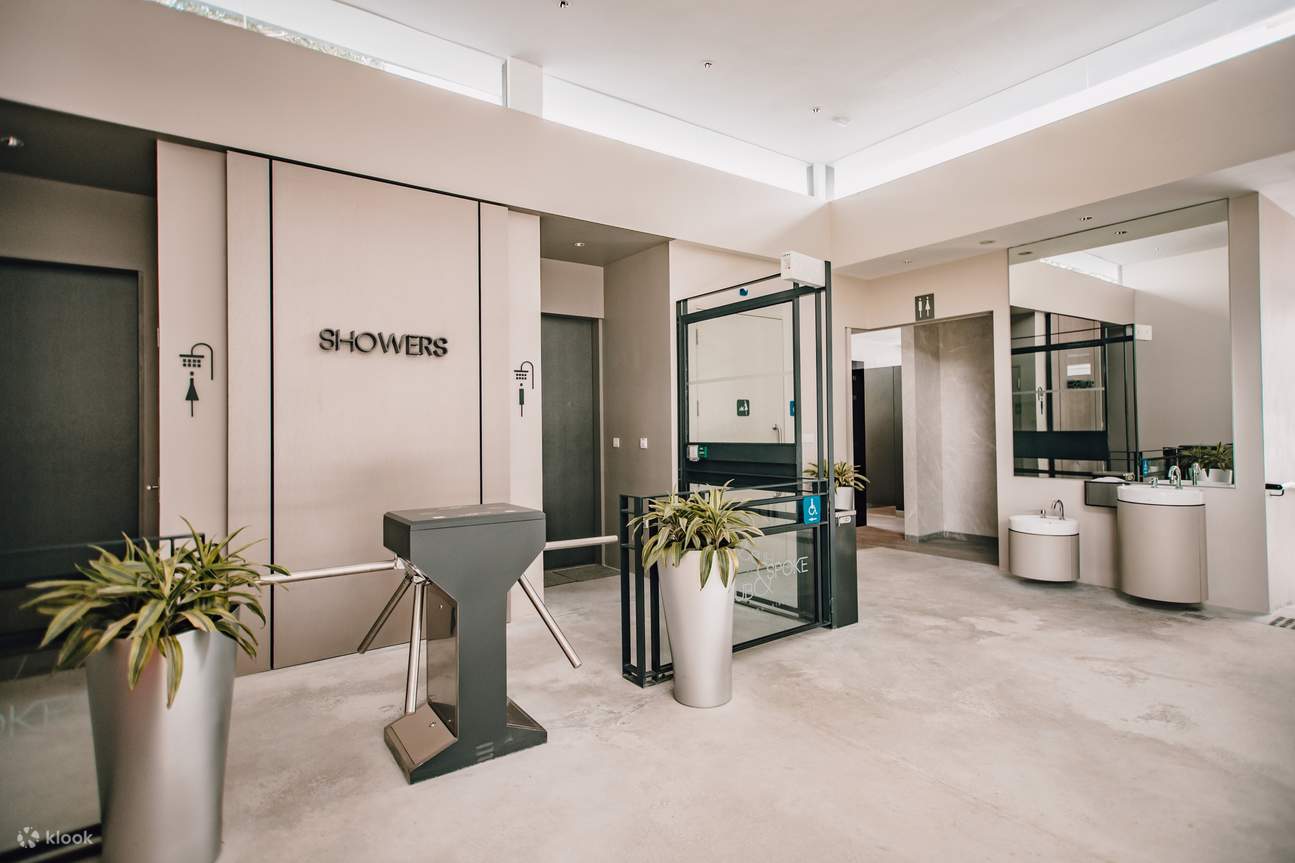 シンガポール・チャンギ空港 ラウンジシャワー（乗り継ぎのお客様向け）