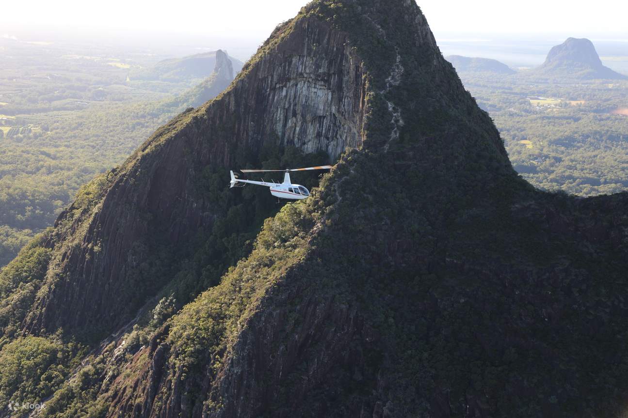 sunshine coast scenic flights
