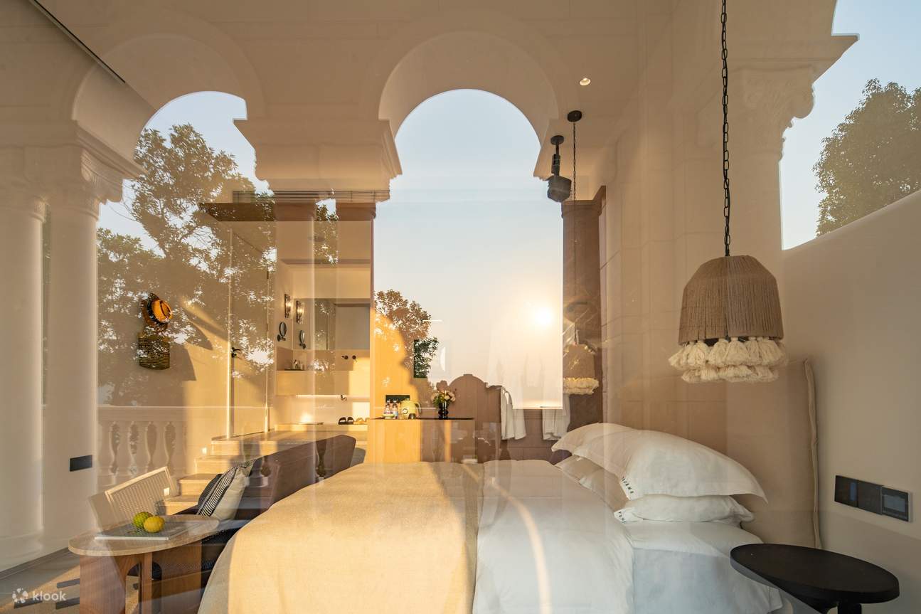 メンライ洞窟プール ダブルルーム