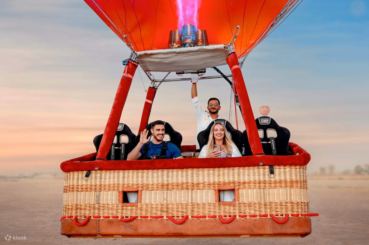 空の朝食 - ドバイ熱気球