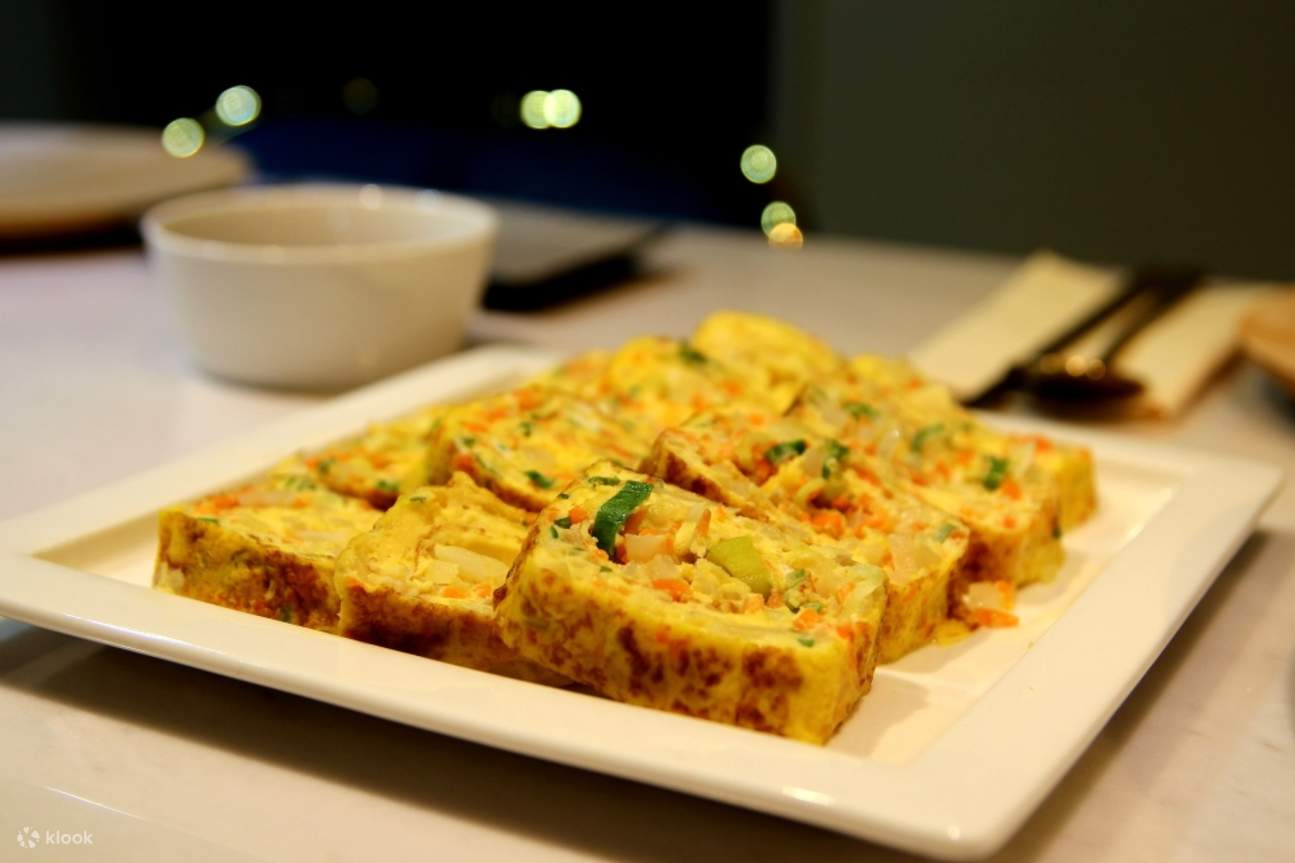 制作手工紫菜包饭和韩式鸡蛋卷（烹饪+拍照时间）