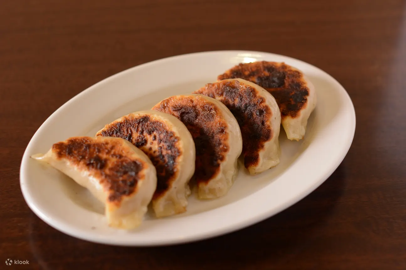 新宿 駆け込み饺子 (Shinjuku Kakekomi Gyoza) 居酒屋 - 东京新宿