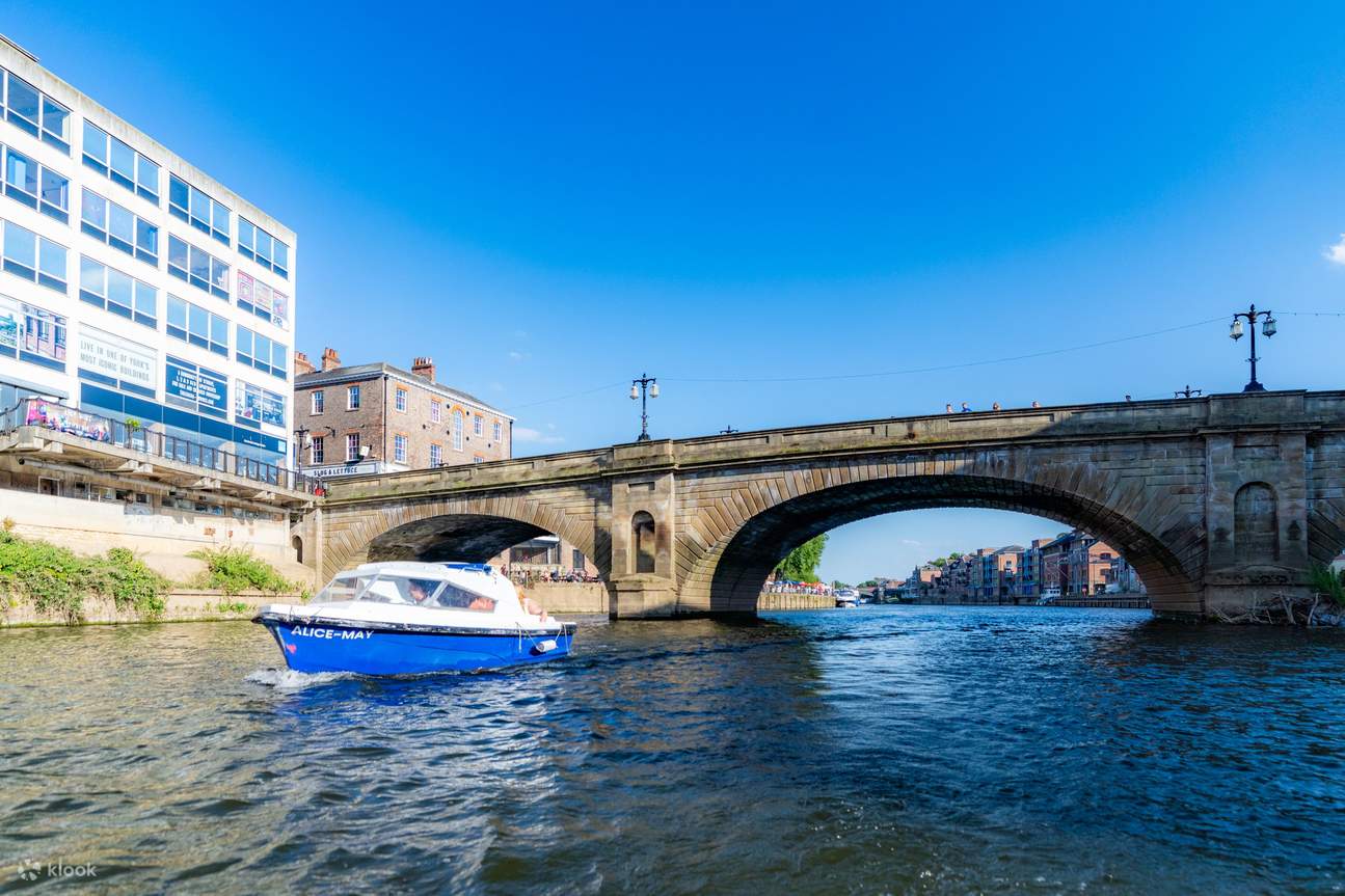 Tận hưởng những khoảnh khắc đáng nhớ và cơ hội chụp ảnh khi bạn khám phá vùng biển lịch sử của York