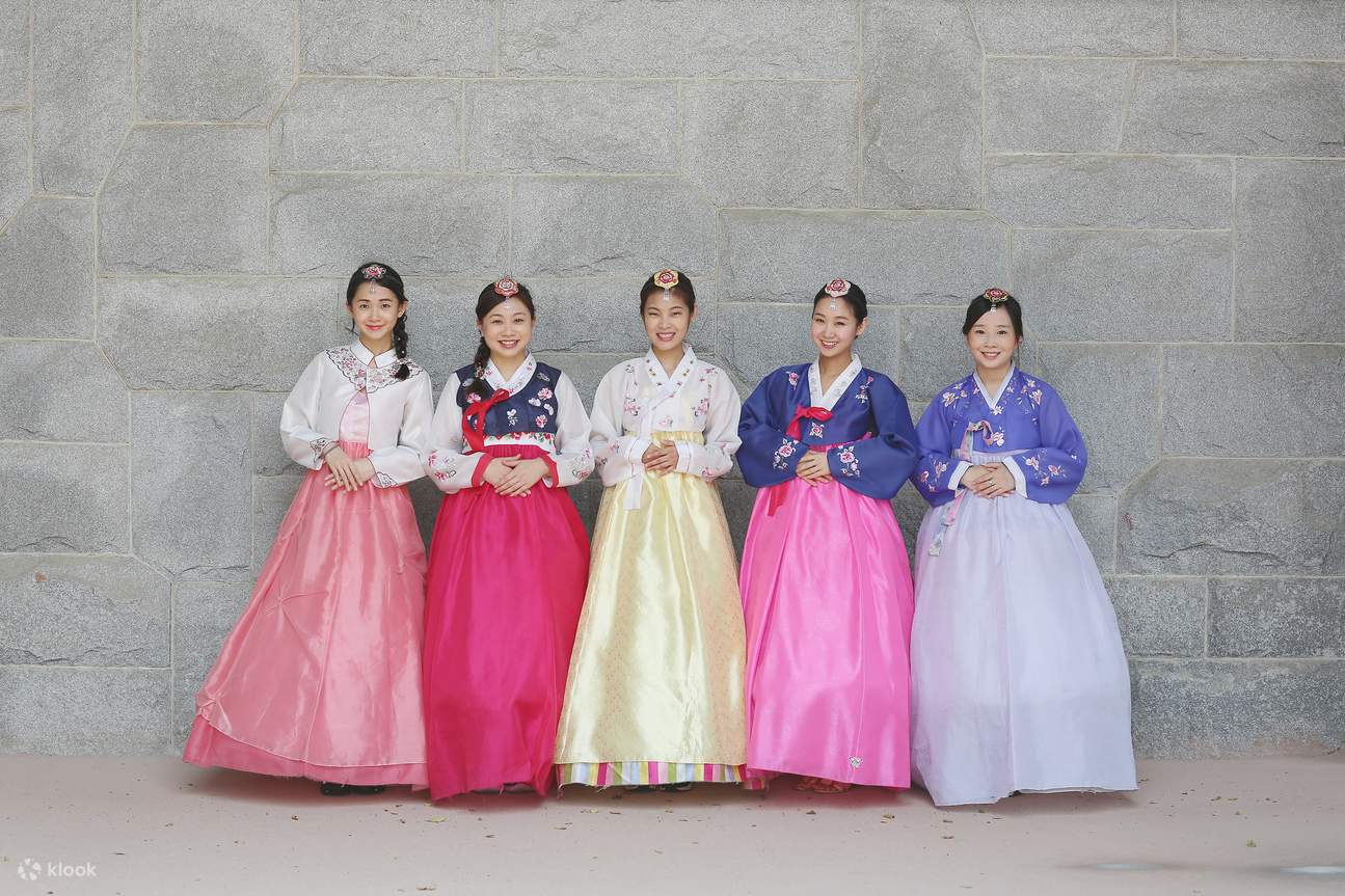 Trải Nghiệm Mặc Hanbok Chụp Ảnh Cung Điện Gyeongbokgung của HAB KOREA