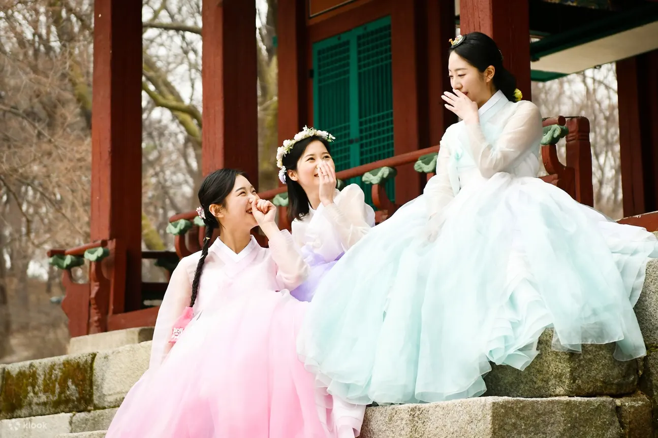 Hanbok Rental at Changdeokgung Hanboknam Store