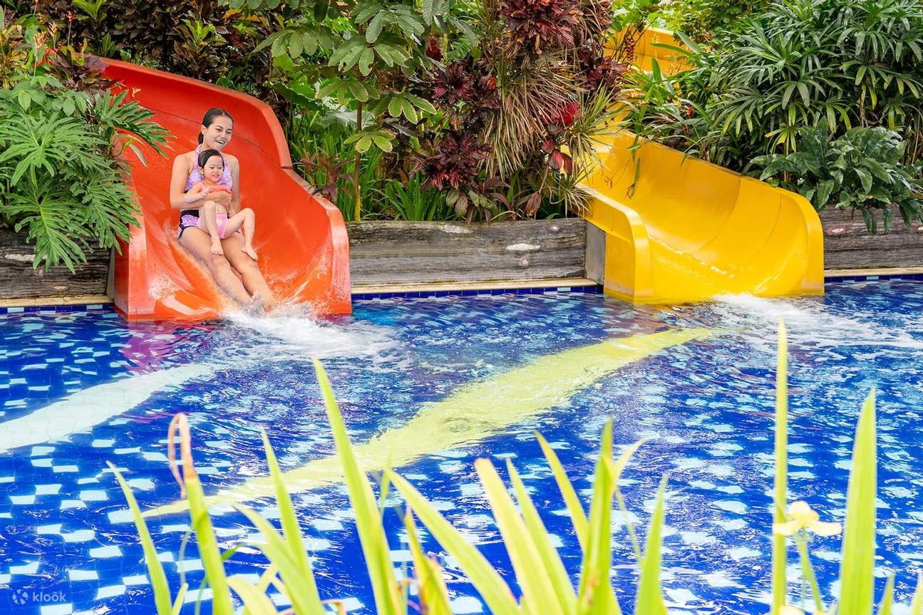 บัตรเข้าสวนน้ำ The Jungle Waterpark Adventure ใน โบโกร์