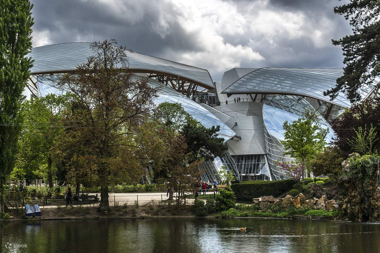 Louis vuitton foundation exhibition christmas opening hours