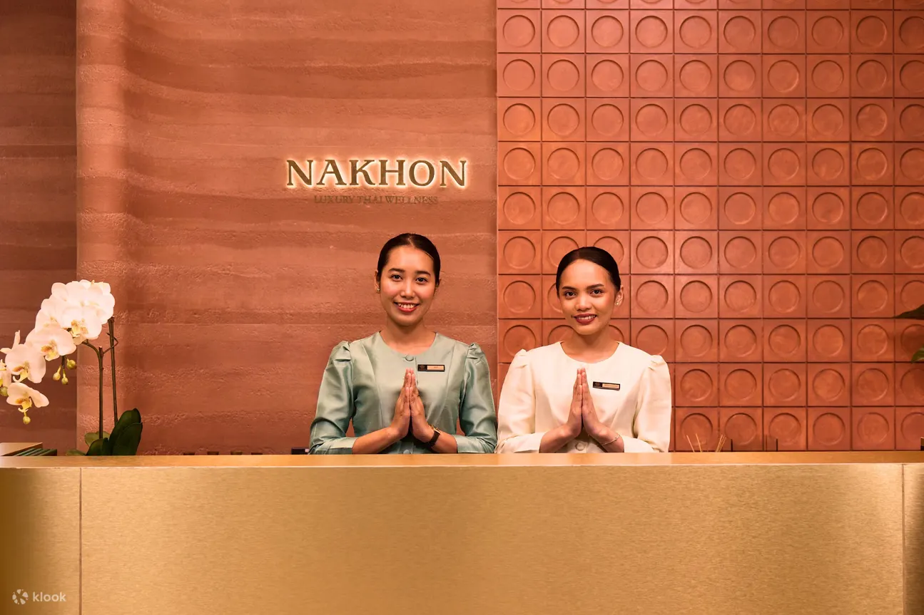 曼谷 Emphere Experience 的 Loft Thai Nakhon Spa 和按摩