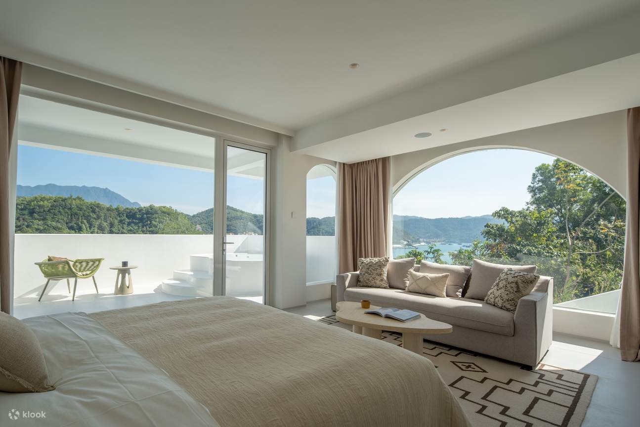Chambre Double avec Vue Latérale sur la Mer, Bâtiment K·K101