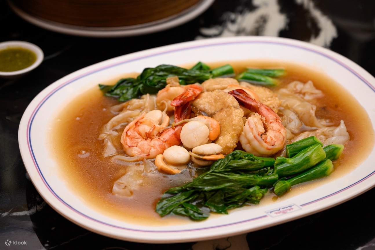 Ploen Restaurant in Ladprao Bangkok