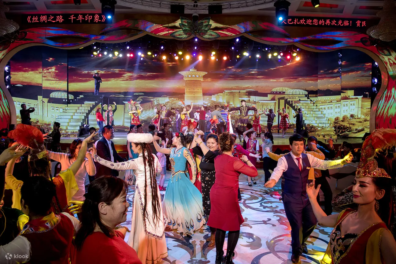 新疆国际大巴扎《丝绸之路 千年印象》宴艺大剧院演出票+巴扎美食自助餐票