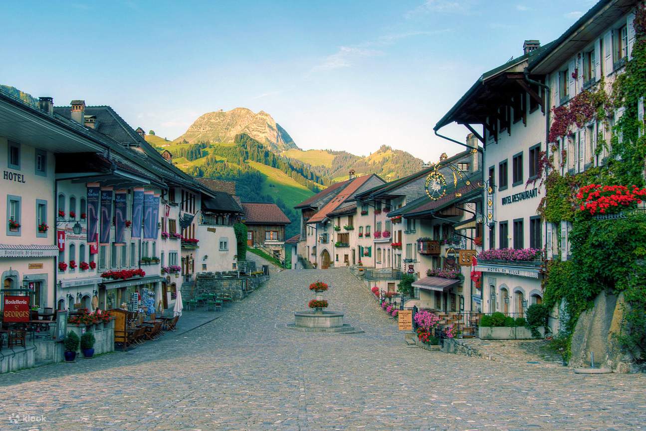 Gruyeres & Chocolate Factory with Winter Option Tour from from Lausanne