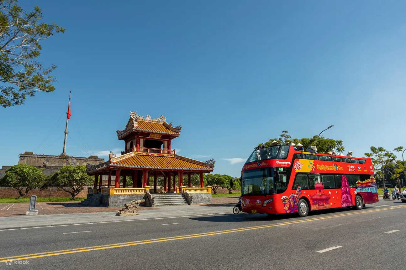 Phu Van Lau Pavilion