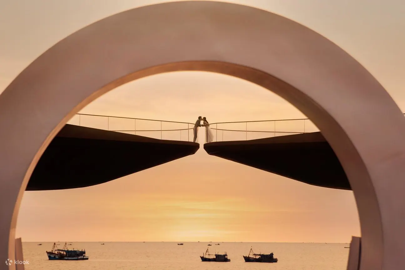 Phu Quoc Kiss Bridge