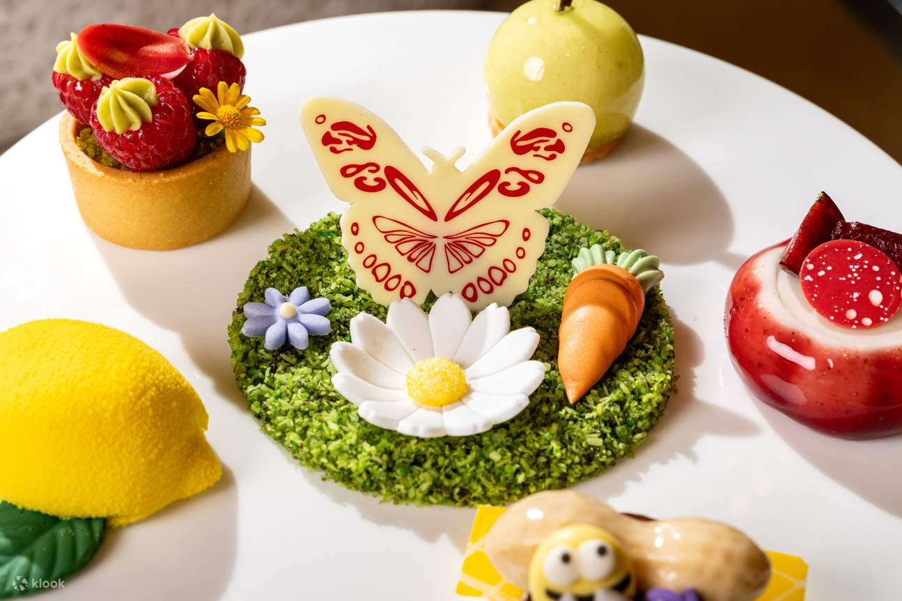 1897 Lounge Afternoon Tea al Siam Kempinski Hotel Bangkok