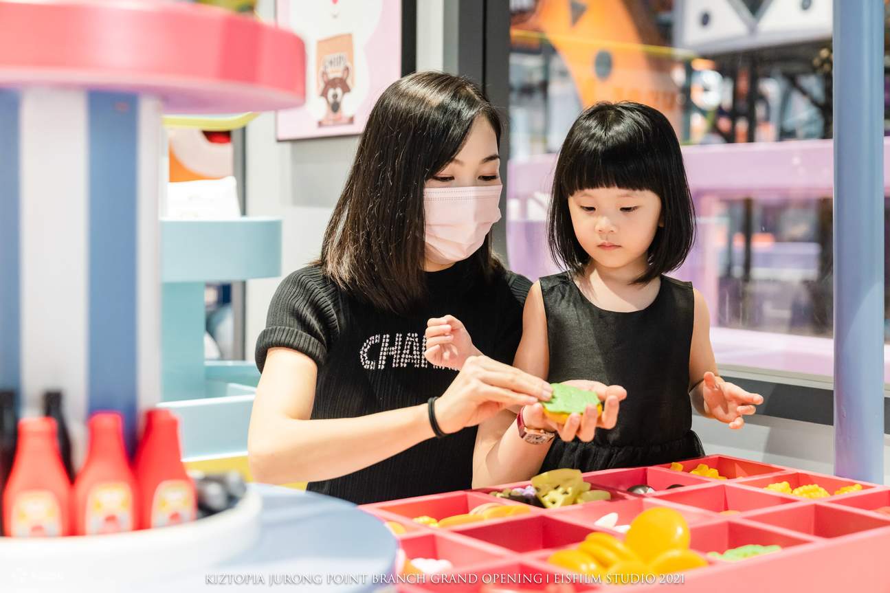 kiztopia singapore jurong point