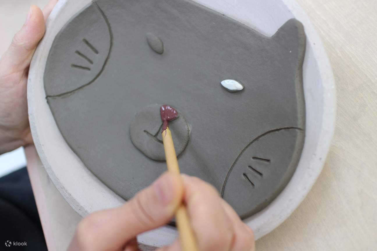 melukis hidung kucing