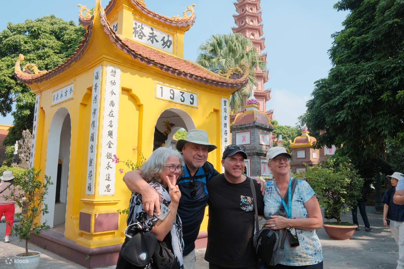 Vegan Cooking Class at Dine With Locals and Pagoda Visit in Ha Noi