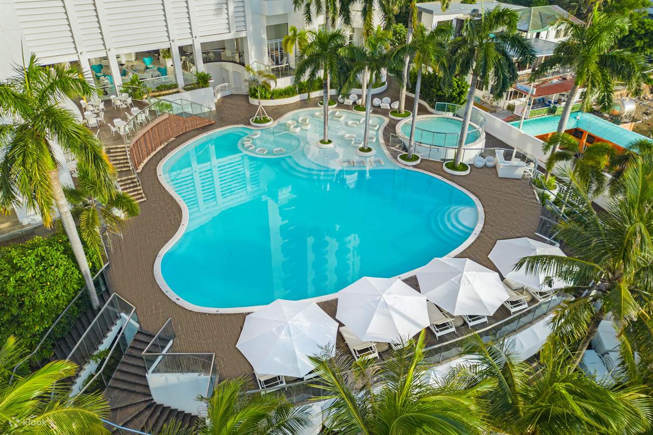 Penggunaan Siang atau Malam Hari di Movenpick Hotel Mactan Island Cebu