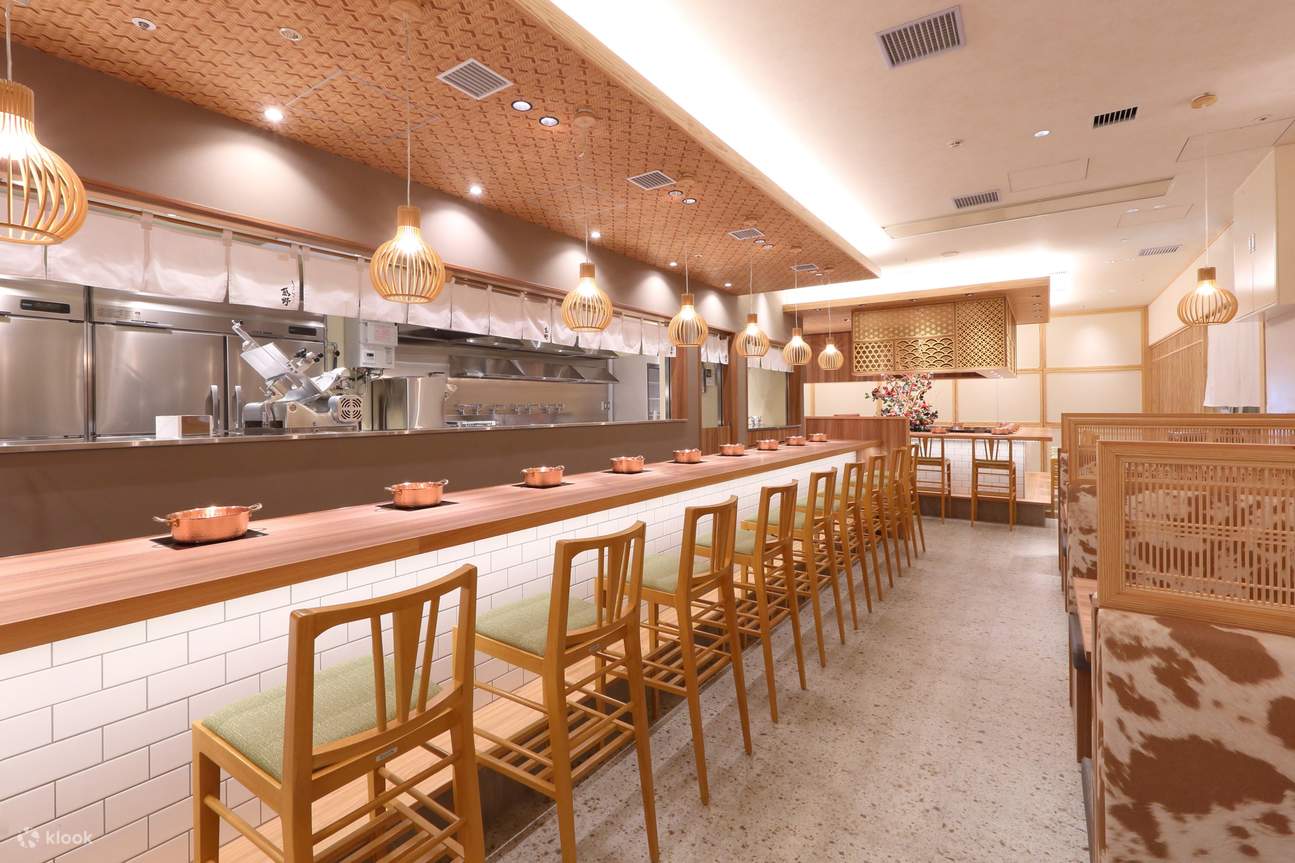 Shabushabumanno Rukuaosakaten di Osaka