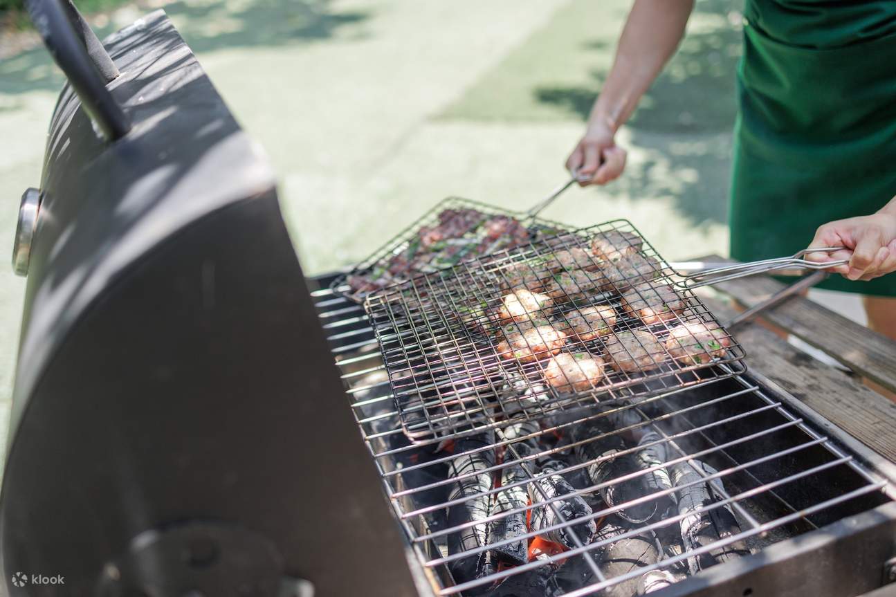 Kelas Memasak Vietnam dengan Lawatan Pasar di Sense Food Lab Hanoi