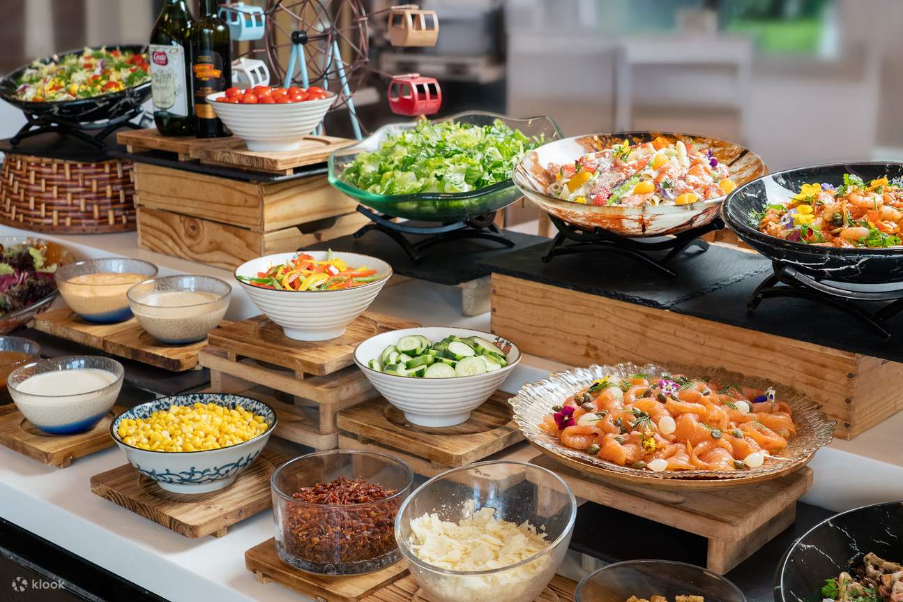 Буфет в Harbour Grand Hong Kong｜Harbour Grand Café｜Полуденный бранч «шведский стол», обед «шведский стол», ужин «шведский стол»