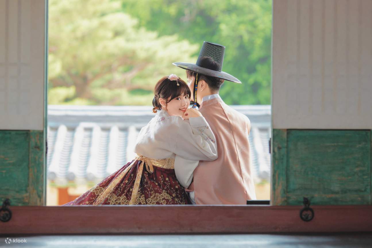 Estudio de fotografía Hanbok en Seúl (Incluye alquiler de Hanbok y maquillaje) 