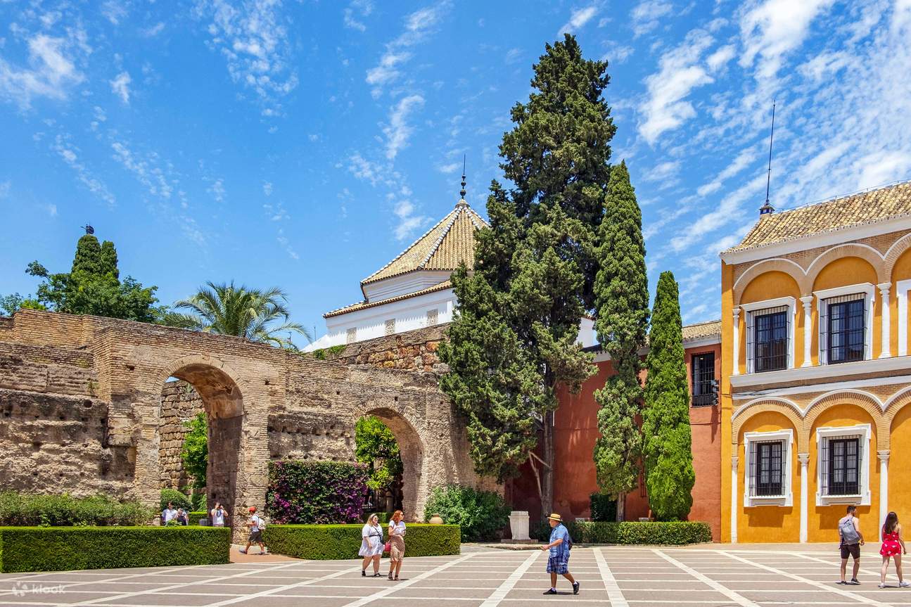 Seville Alcásar: audio guide on your smartphone - Klook